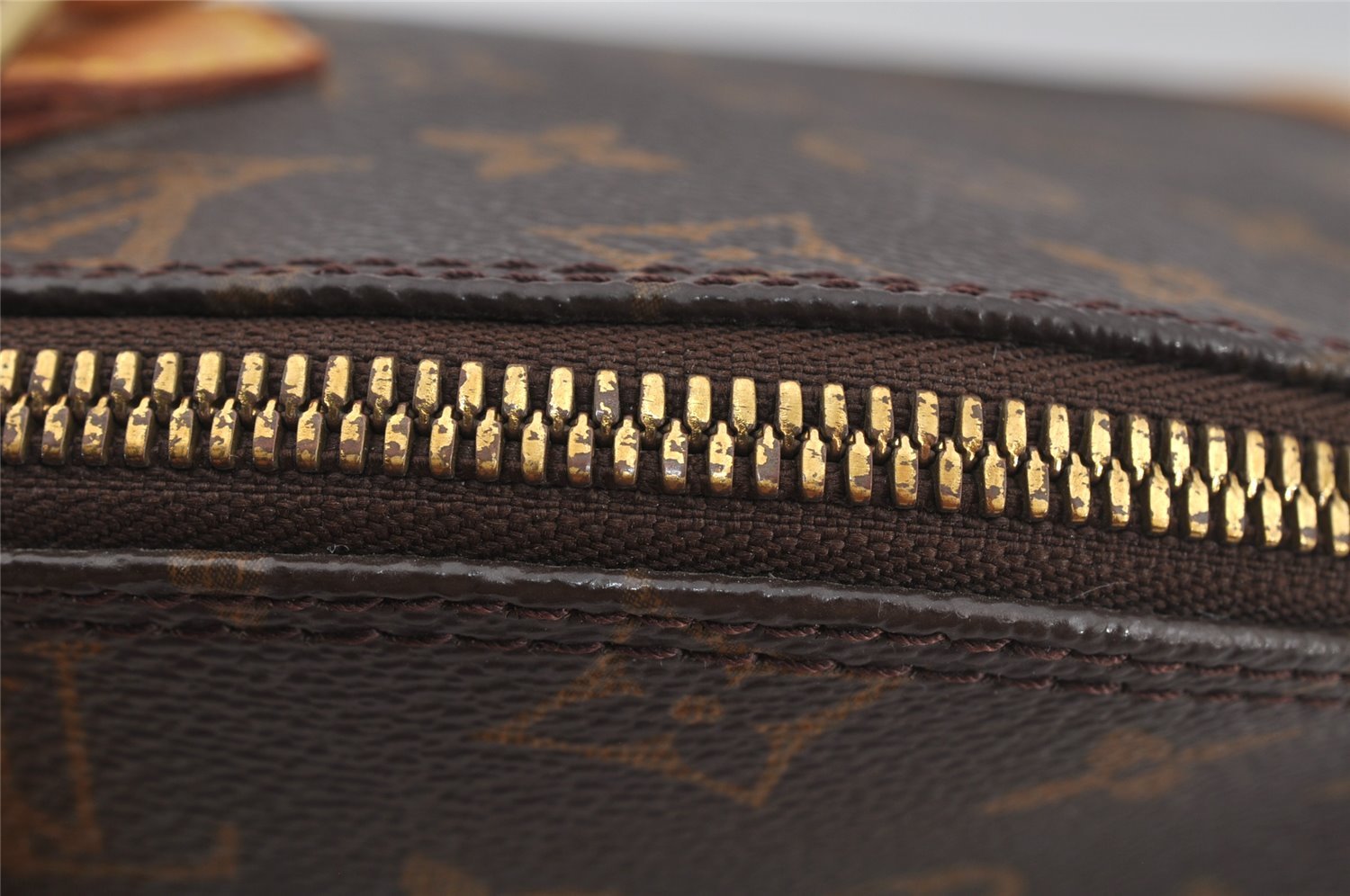 Authentic Louis Vuitton Monogram Alma Hand Bag Purse M51130 LV 5031J