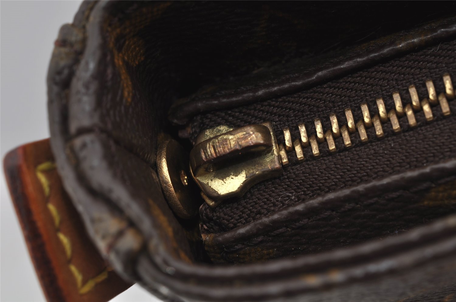 Authentic Louis Vuitton Monogram Looping GM Shoulder Bag M51145 LV Junk 5032J