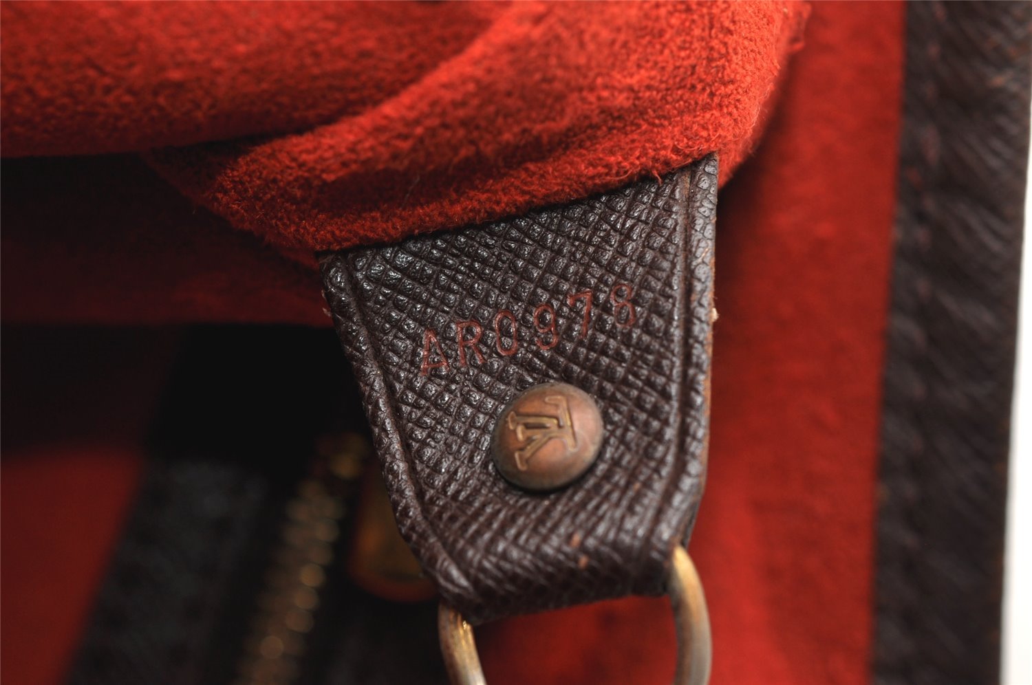 Authentic Louis Vuitton Damier Marais Bucket Shoulder Bag N42240 LV Junk 5036K