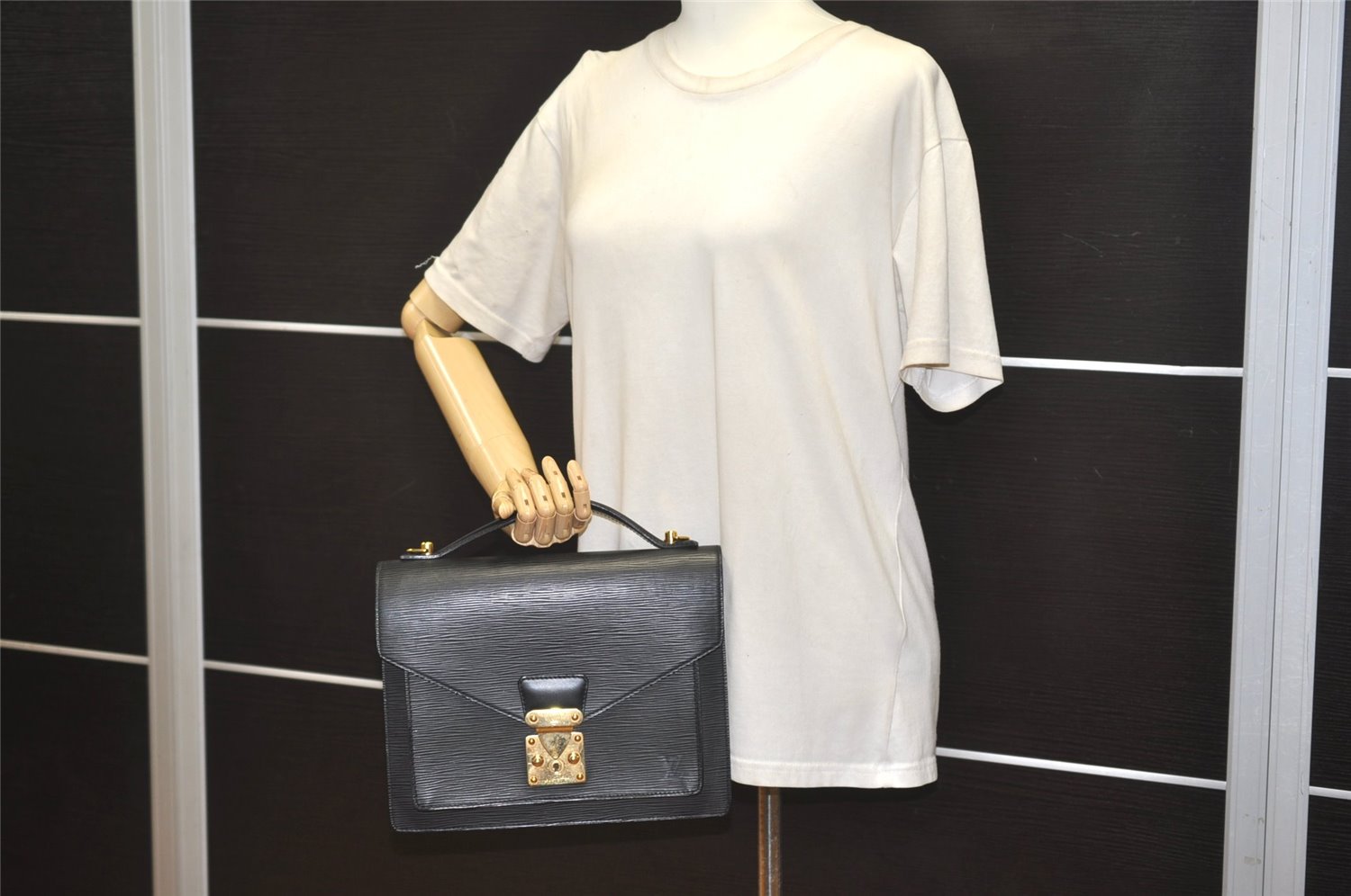 Authentic Louis Vuitton Epi Monceau 2Way Shoulder Hand Bag Black M52122 LV 5037J