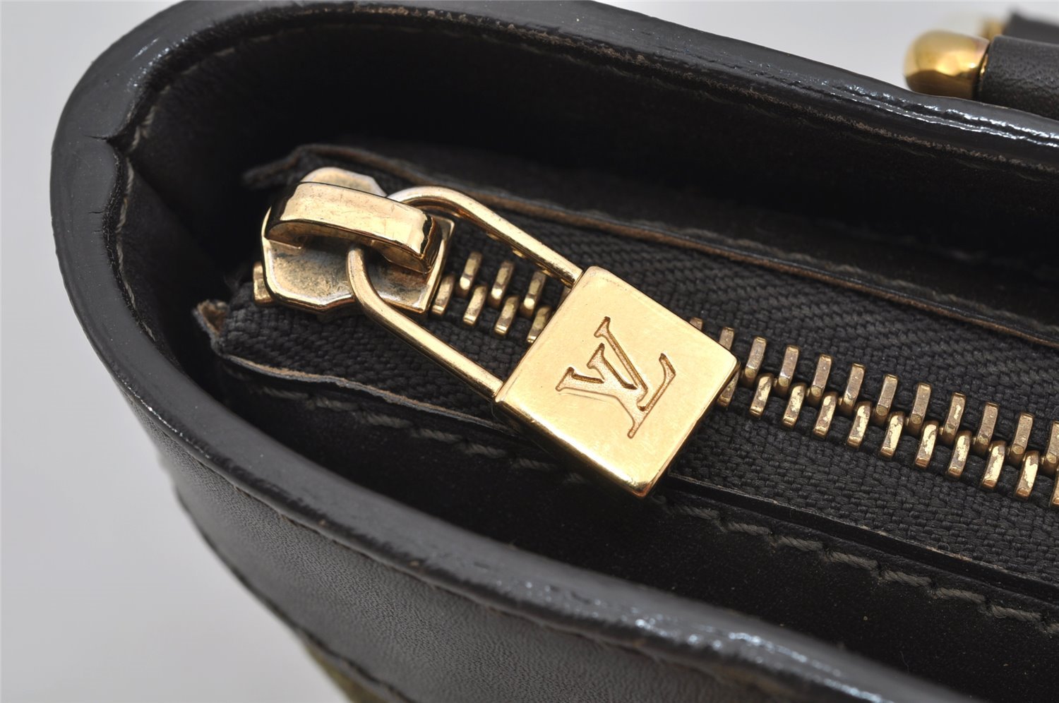 Auth Louis Vuitton Monogram Mini Lucille PM Hand Bag Green Khaki M92682 LV 5045J