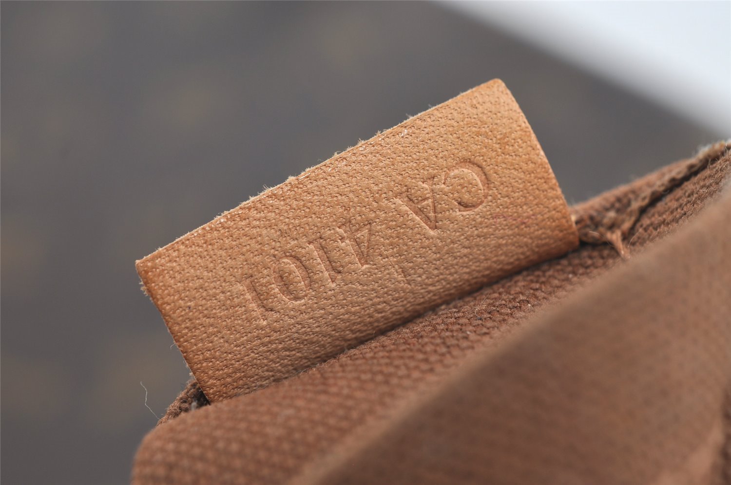 Authentic Louis Vuitton Monogram Odeon MM Shoulder Cross Bag M56389 Junk 5048I