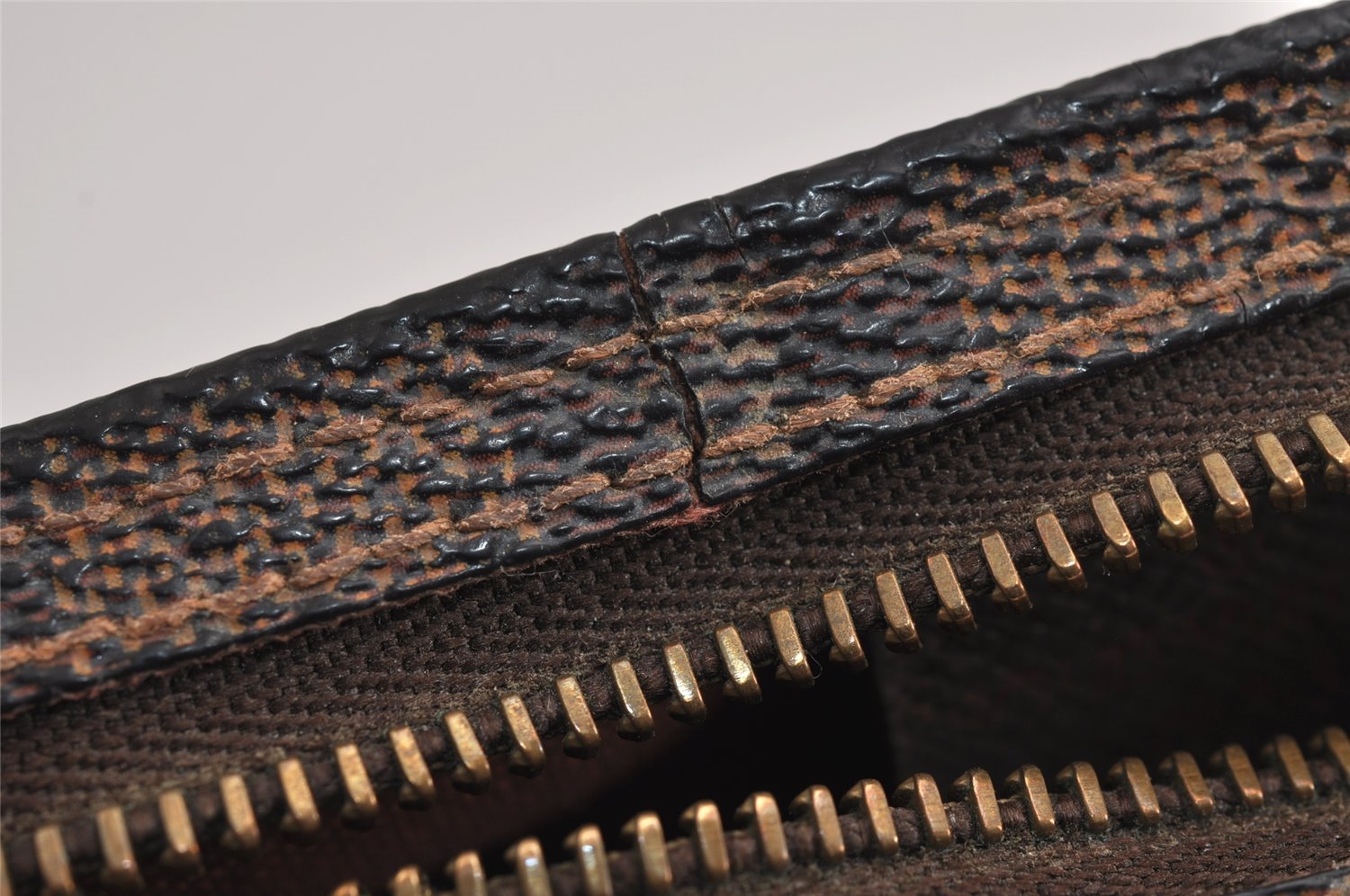 Authentic Louis Vuitton Damier Trousse Makeup Hand Bag Pouch N51982 Junk 5050J