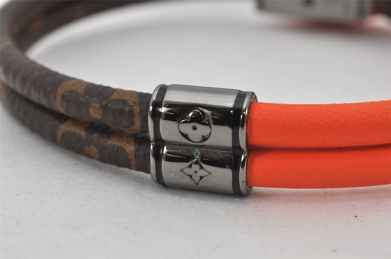Authentic Louis Vuitton Monogram Bracelet Loop It Orange M8091 LV 5053K