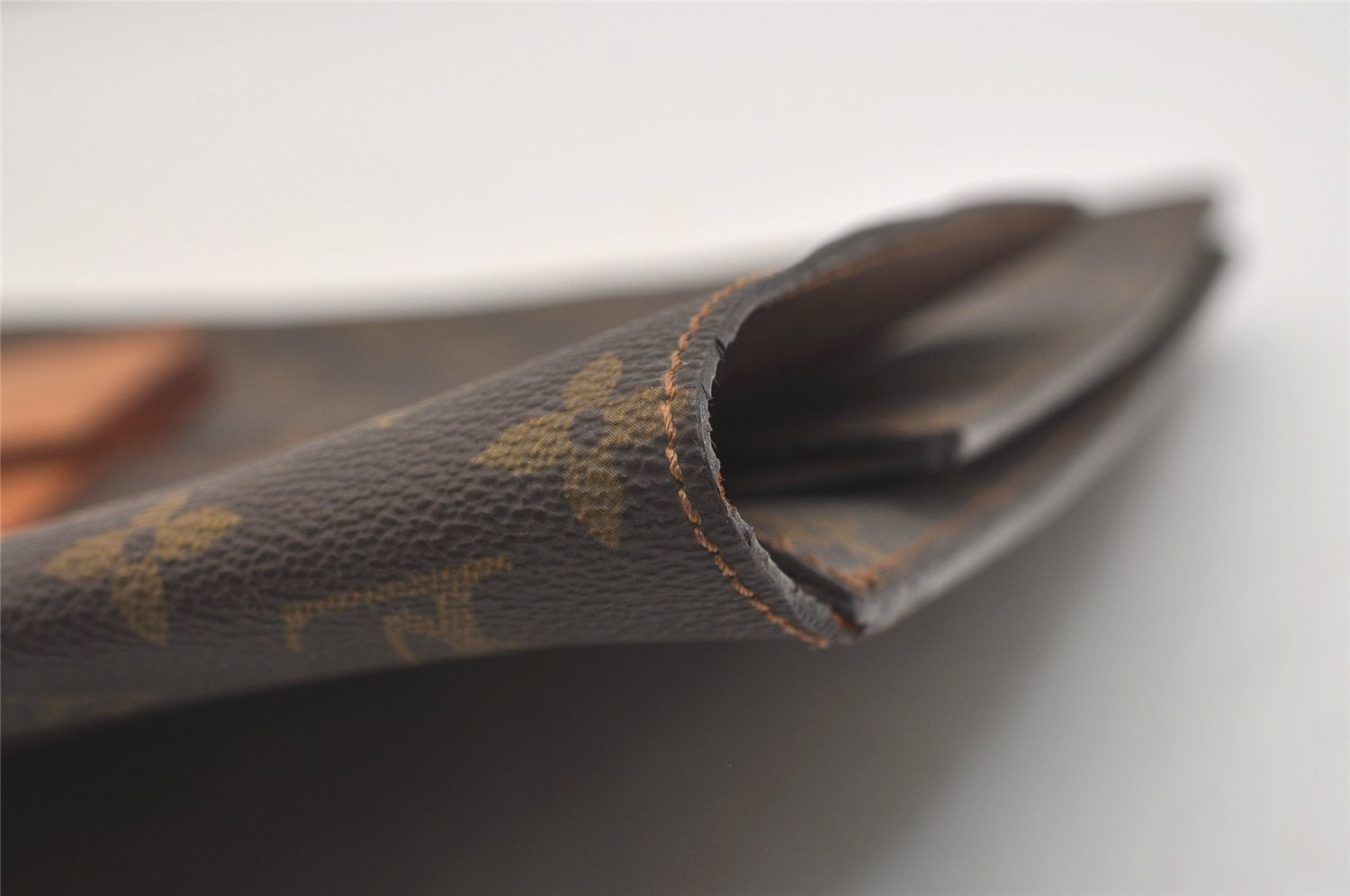 Authentic Louis Vuitton Monogram Poche Diplomat Homme Documents Case LV 5054J