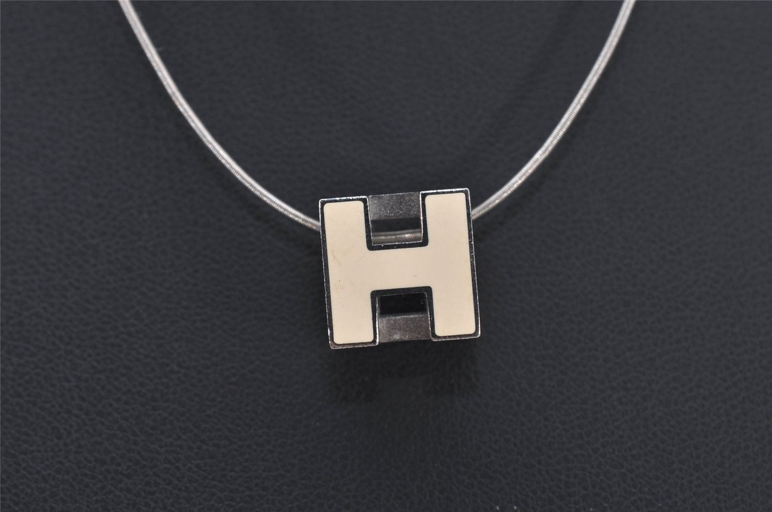 Authentic HERMES Cage De Ash H Cube Pendant Necklace Silver Box 5054K