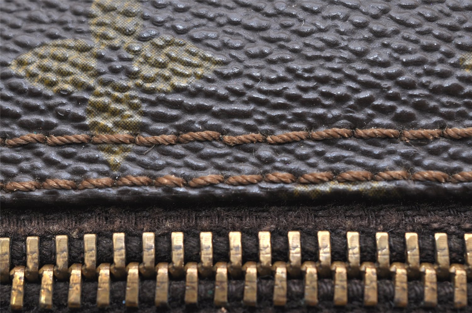 Authentic Louis Vuitton Monogram Papillon 30 Hand Bag Old Model LV 5056K