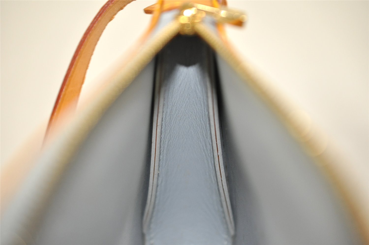 Authentic Louis Vuitton Vernis Lexington Hand Bag Pouch Yellow M91056 LV 5057I