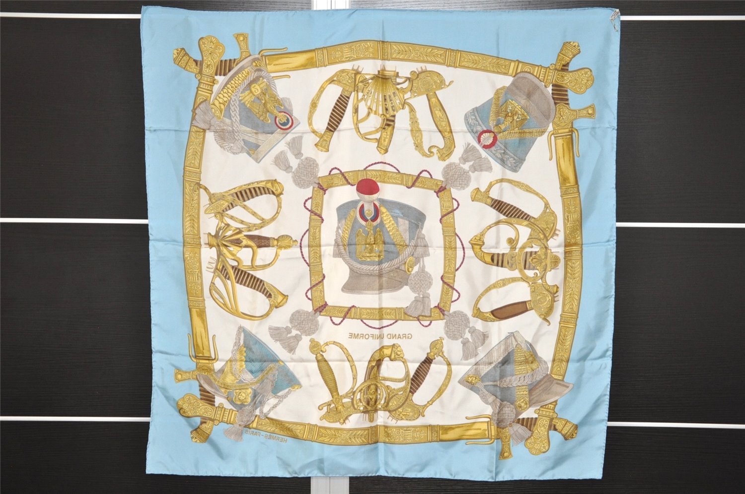Authentic HERMES Carre 90 Scarf 