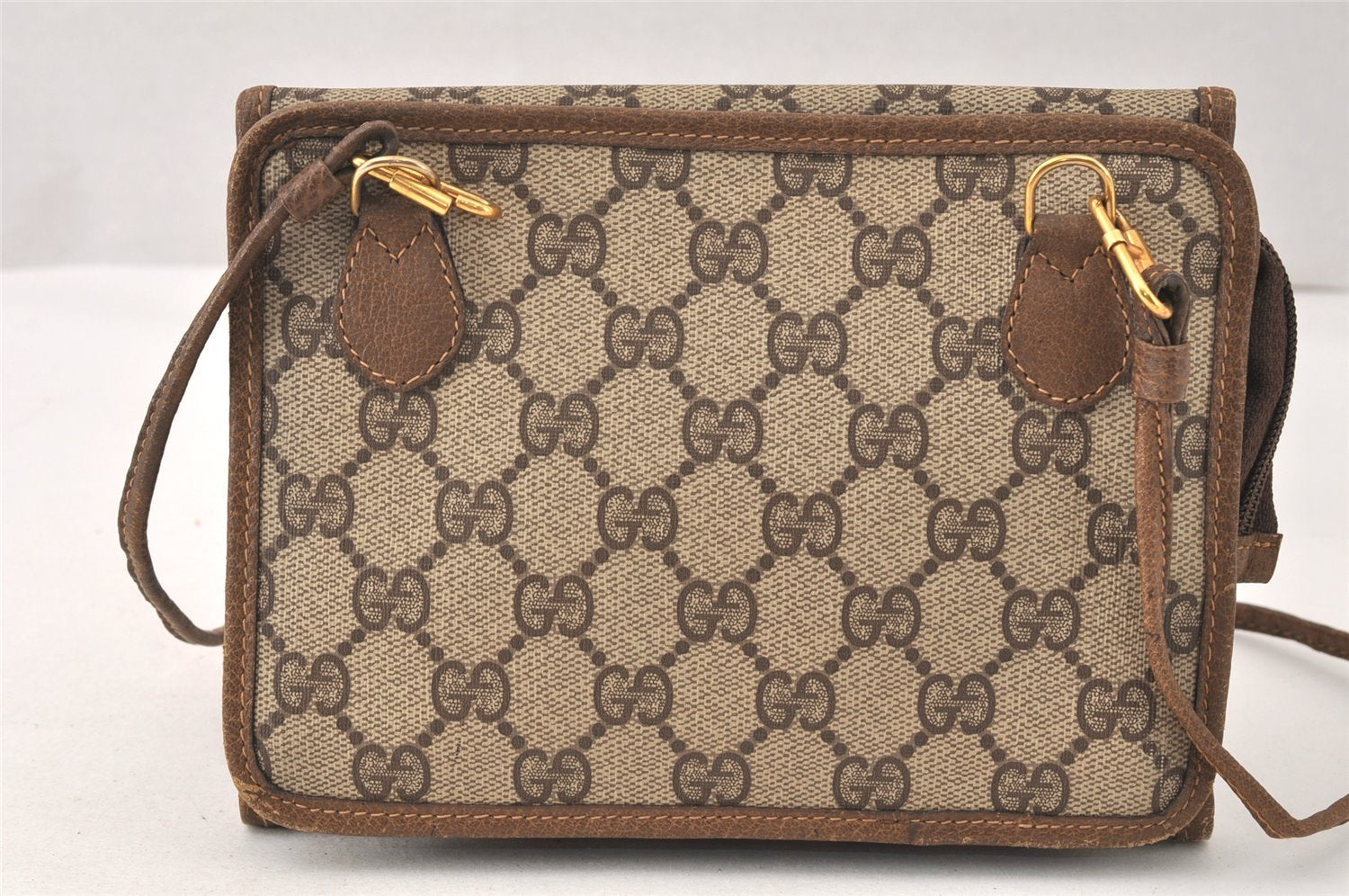 Authentic GUCCI Vintage Shoulder Cross Body Bag GG PVC Leather Brown Junk 5060K