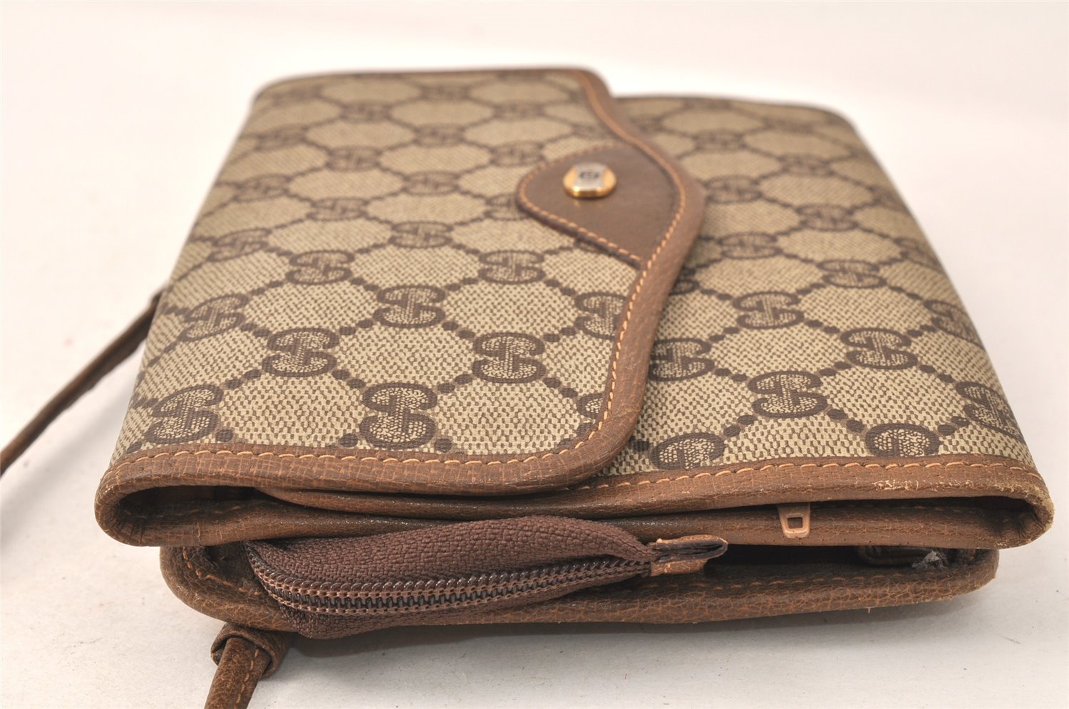 Authentic GUCCI Vintage Shoulder Cross Body Bag GG PVC Leather Brown Junk 5060K