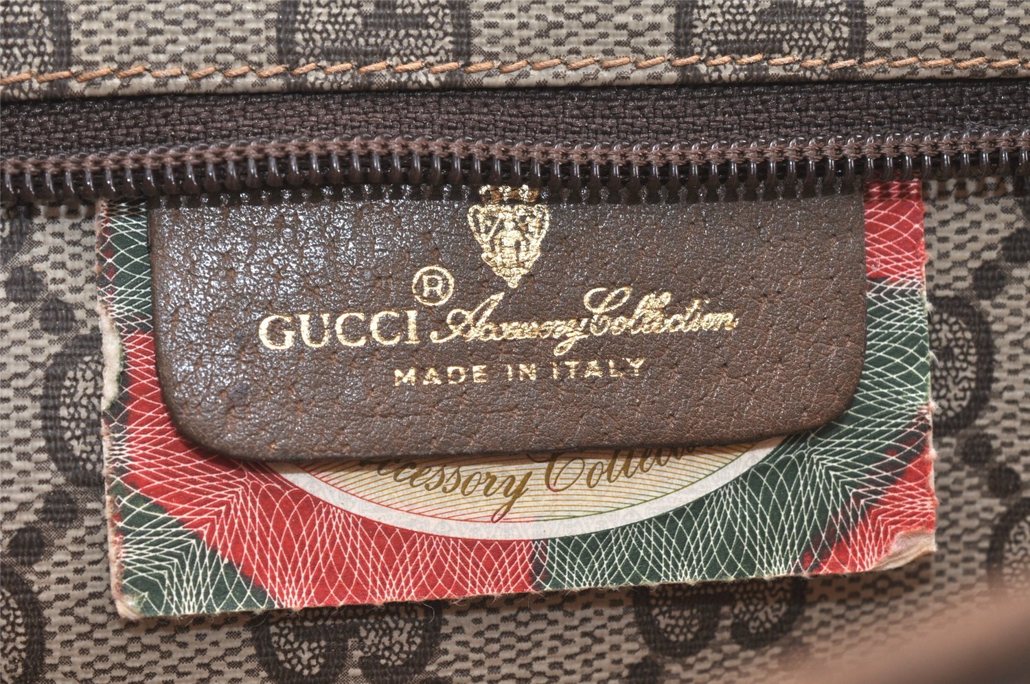 Authentic GUCCI Vintage Shoulder Cross Body Bag GG PVC Leather Brown Junk 5060K