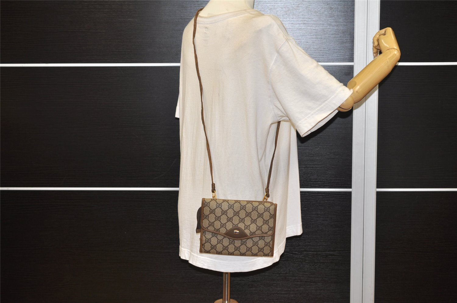 Authentic GUCCI Vintage Shoulder Cross Body Bag GG PVC Leather Brown Junk 5060K