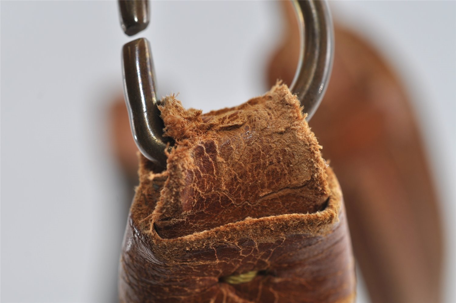 Authentic Louis Vuitton Monogram Boulogne 30 Shoulder Cross Bag Old Model 5061I