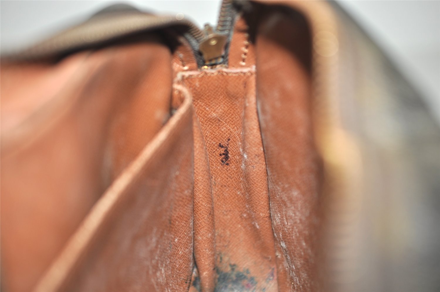 Authentic Louis Vuitton Monogram Compiegne 23 Clutch Hand Bag M51847 Junk 5063J