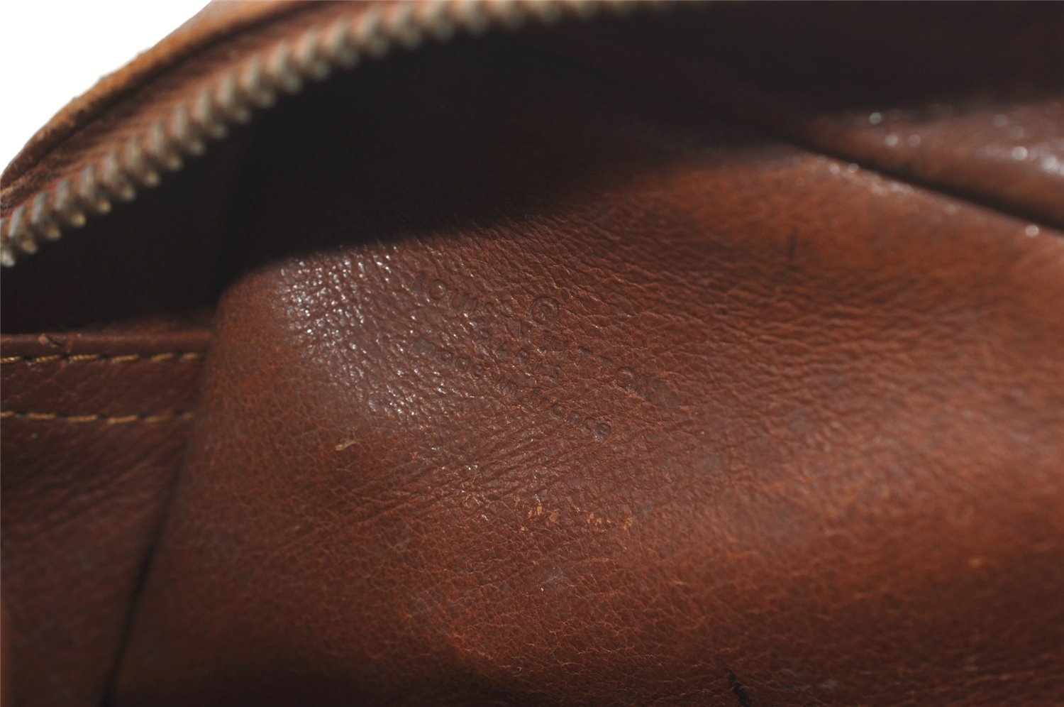 Authentic Louis Vuitton Monogram Sac Bandouliere 30 Shoulder Bag Old Model 5064I