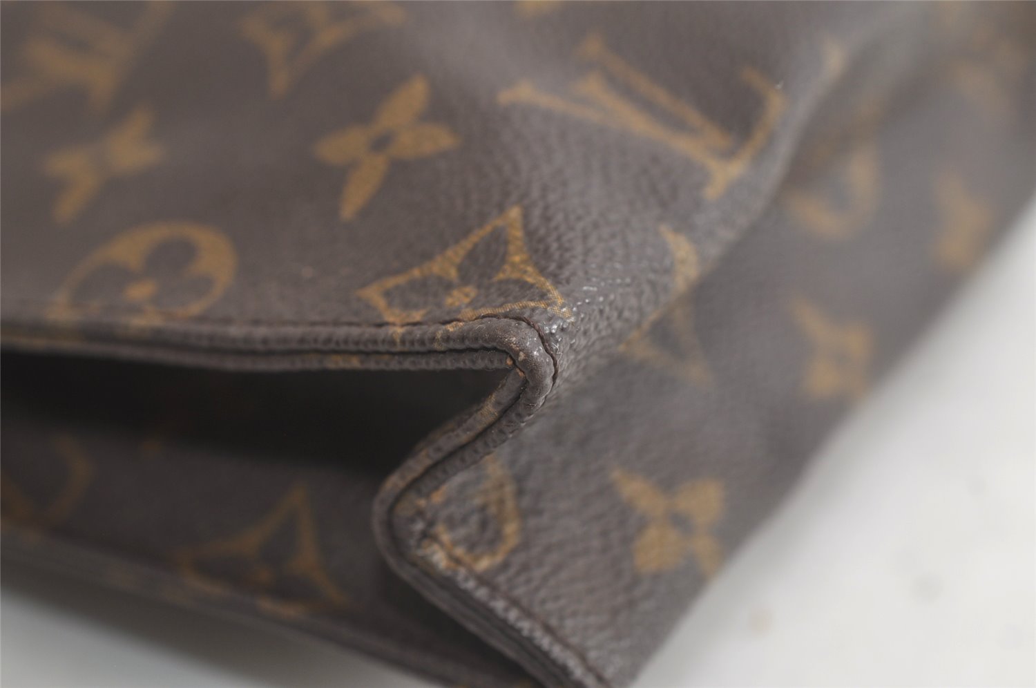 Authentic Louis Vuitton Monogram Poche Toilette 26 M47542 Cosmetics Pouch 5070K