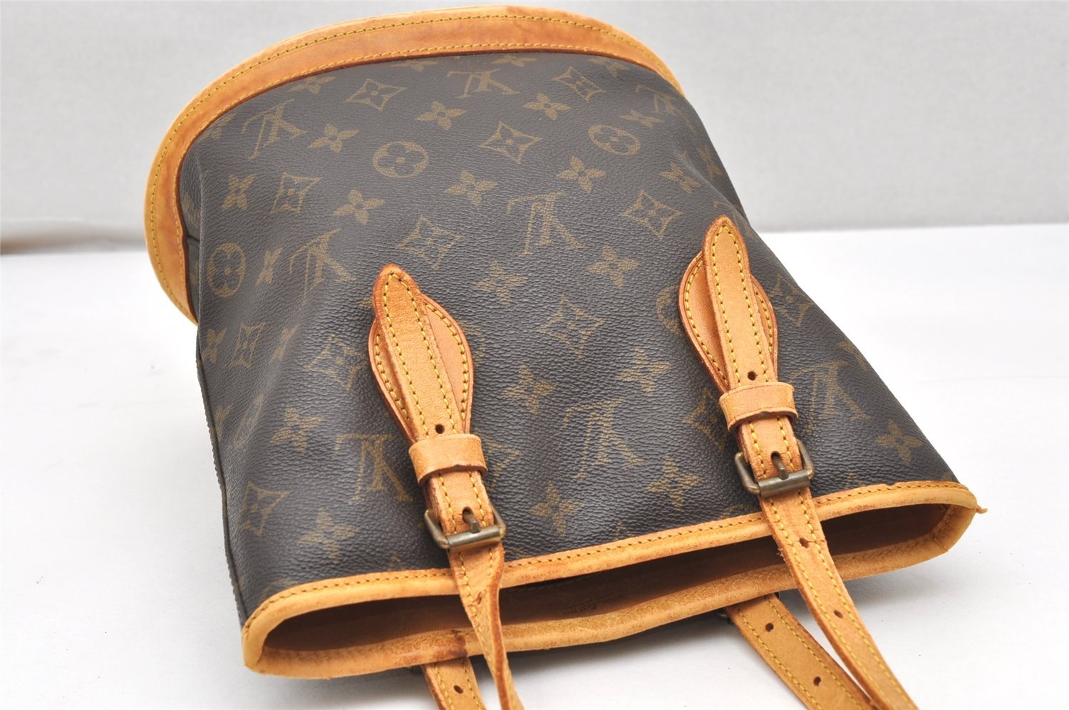 Authentic Louis Vuitton Monogram Bucket PM Shoulder Tote Bag Old Model LV 5071K