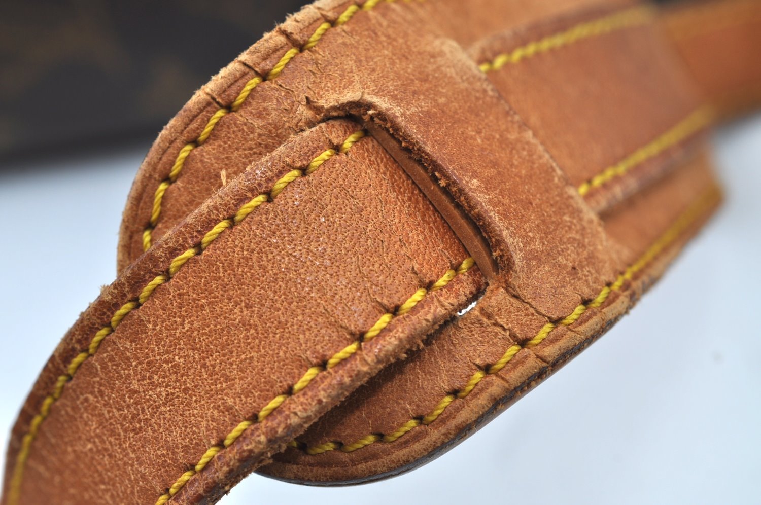 Authentic Louis Vuitton Monogram Saint Cloud GM M51242 Shoulder Cross Bag 5073J