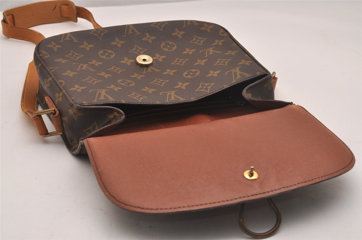 Authentic Louis Vuitton Monogram Saint Cloud GM M51242 Shoulder Cross Bag 5073J