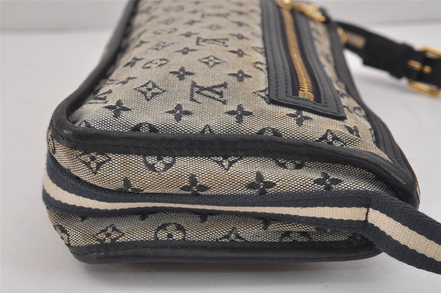 Auth Louis Vuitton Monogram Mini Pochette Kathleen Shoulder Bag Navy LV 5076J