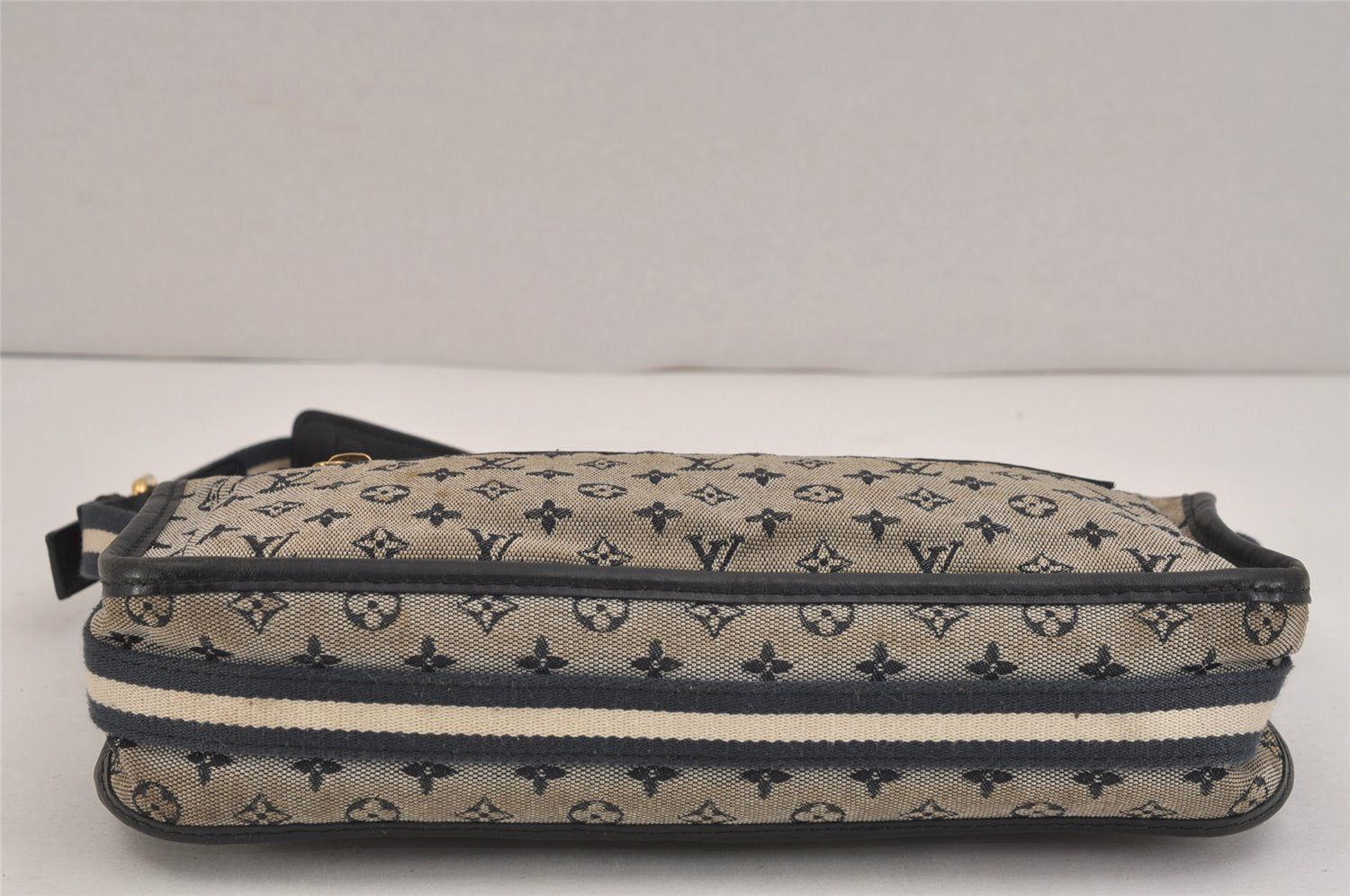 Auth Louis Vuitton Monogram Mini Pochette Kathleen Shoulder Bag Navy LV 5076J