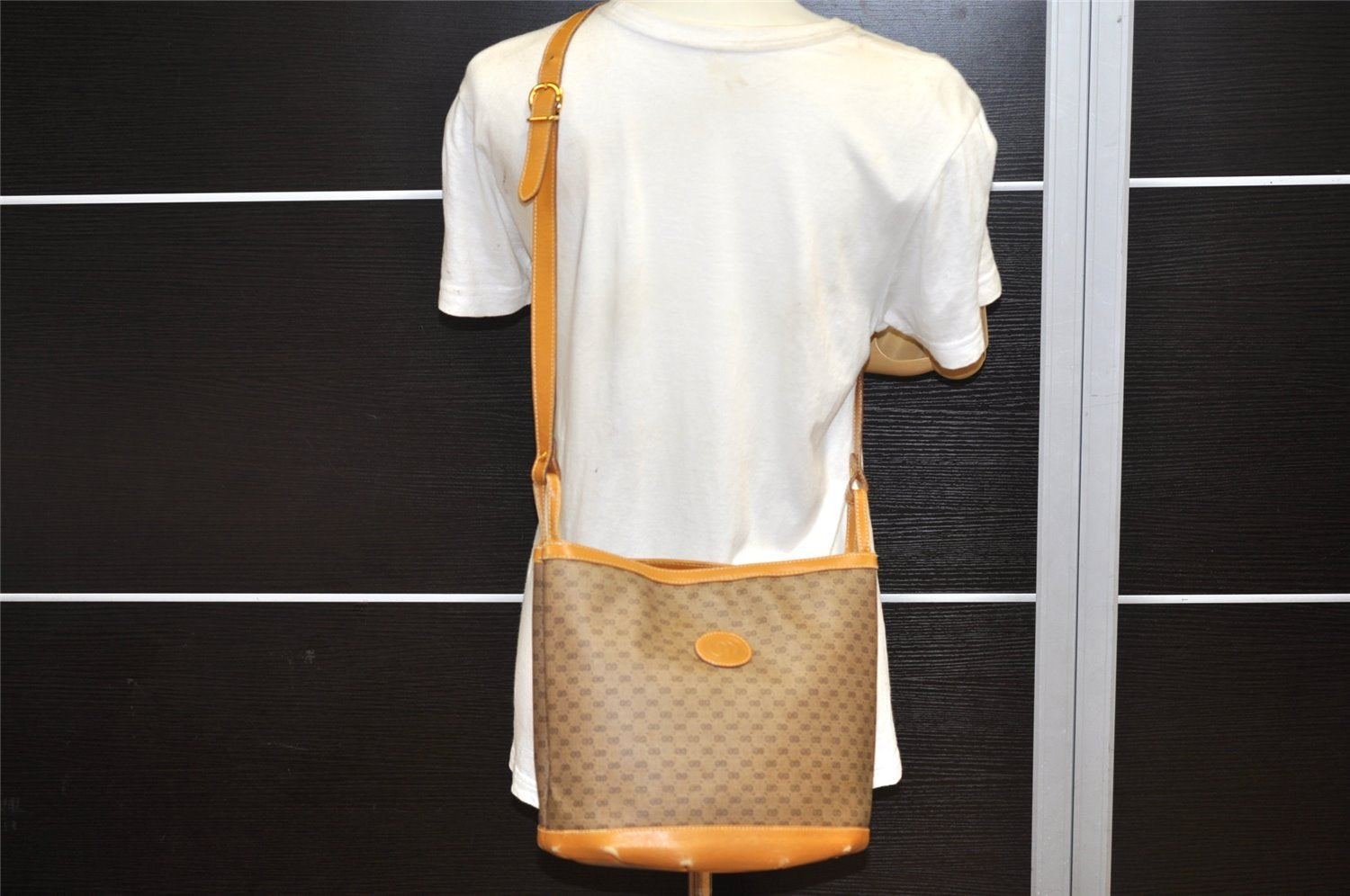 Authentic GUCCI Micro GG PVC Leather Shoulder Cross Body Bag Brown 5079K