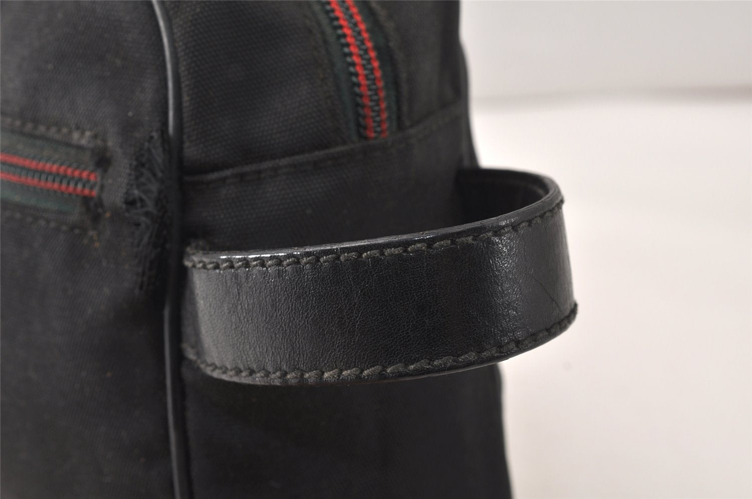 Authentic GUCCI Clutch Hand Bag Purse Nylon Leather 131224 Black Junk 5080K