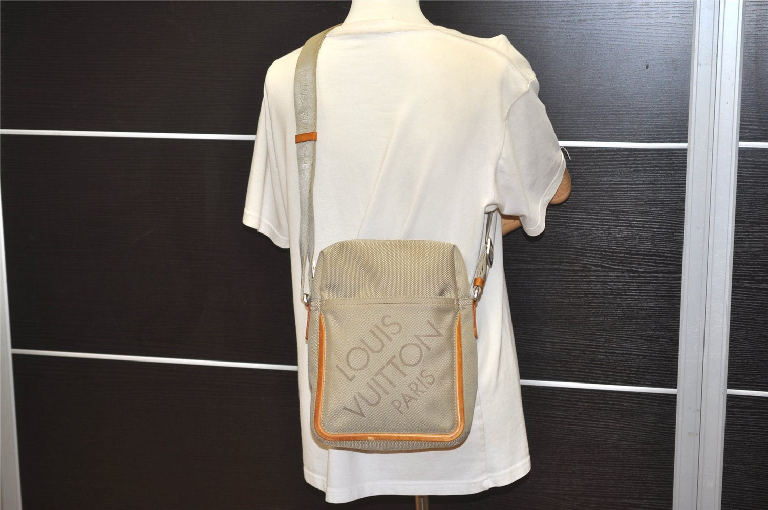 Authentic Louis Vuitton Damier Geant Citadin NM Shoulder Bag M93041 Beige 5083J