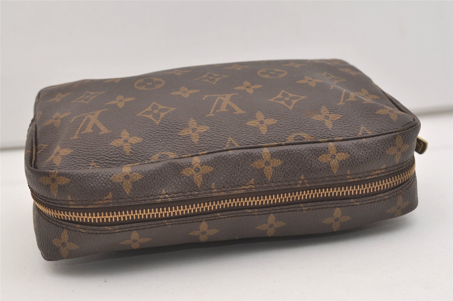 Auth Louis Vuitton Monogram Trousse Toilette 23 Clutch Hand Bag M47524 LV 5089J