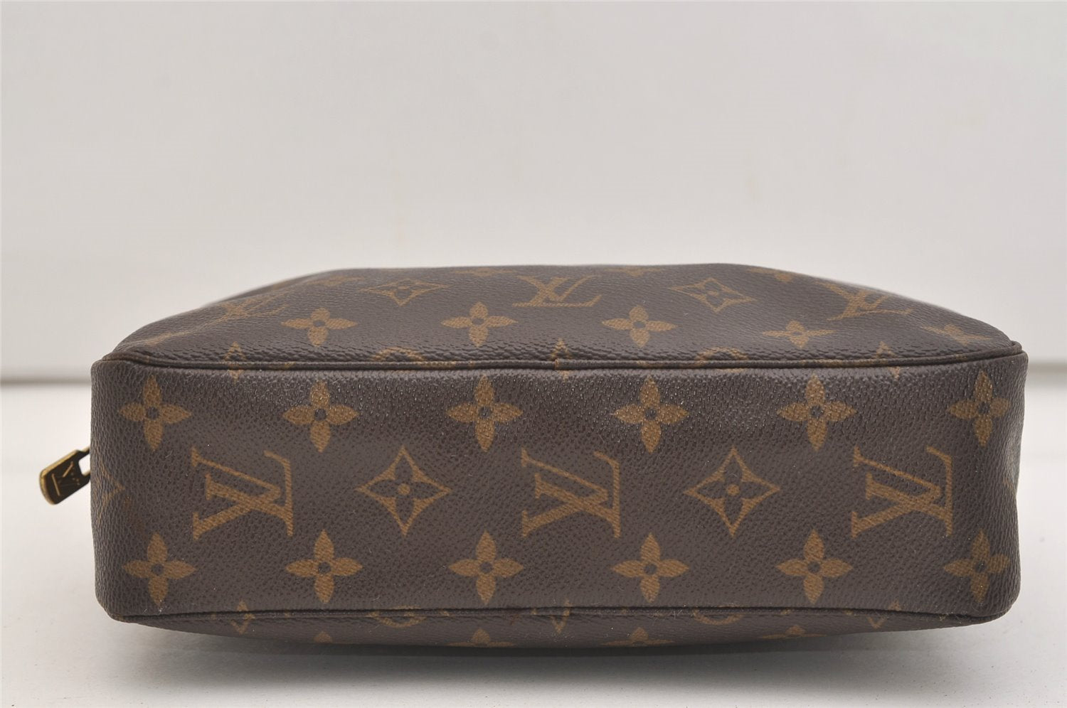 Auth Louis Vuitton Monogram Trousse Toilette 23 Clutch Hand Bag M47524 LV 5089J