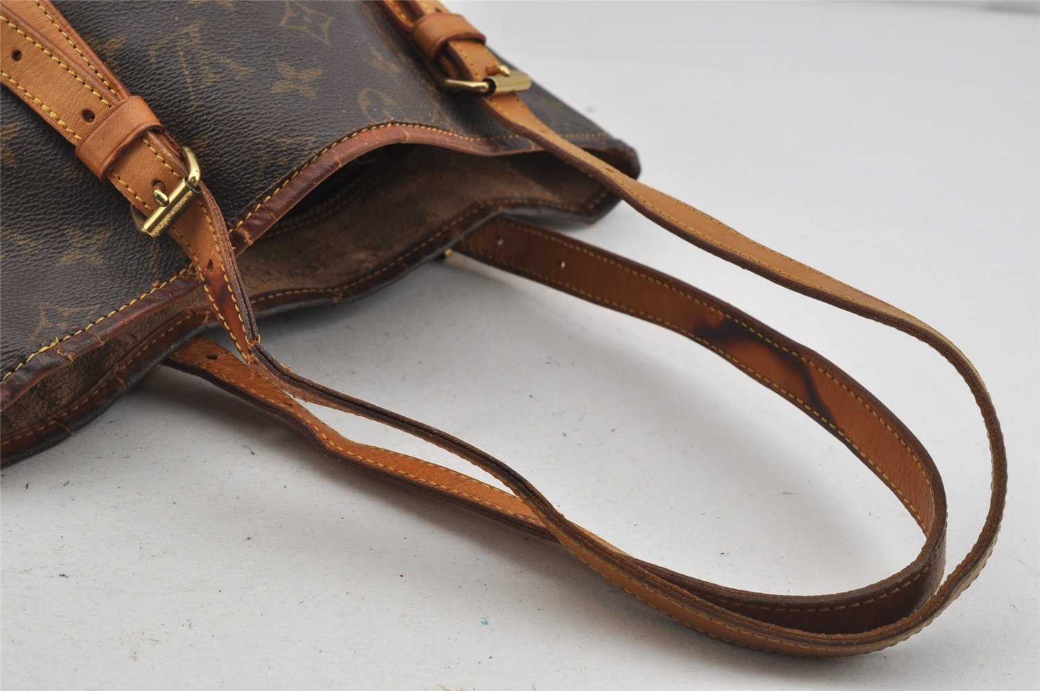 Authentic Louis Vuitton Monogram Bucket GM Shoulder Tote Bag M42236 Junk 5096J