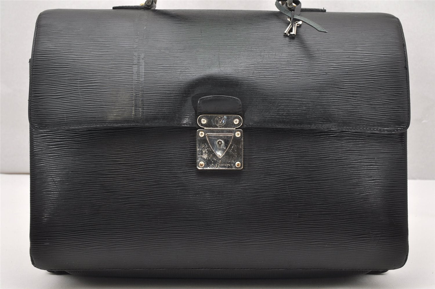 Auth Louis Vuitton Taiga Laguito Business Bag Briefcase Black M31092 LV 5096K