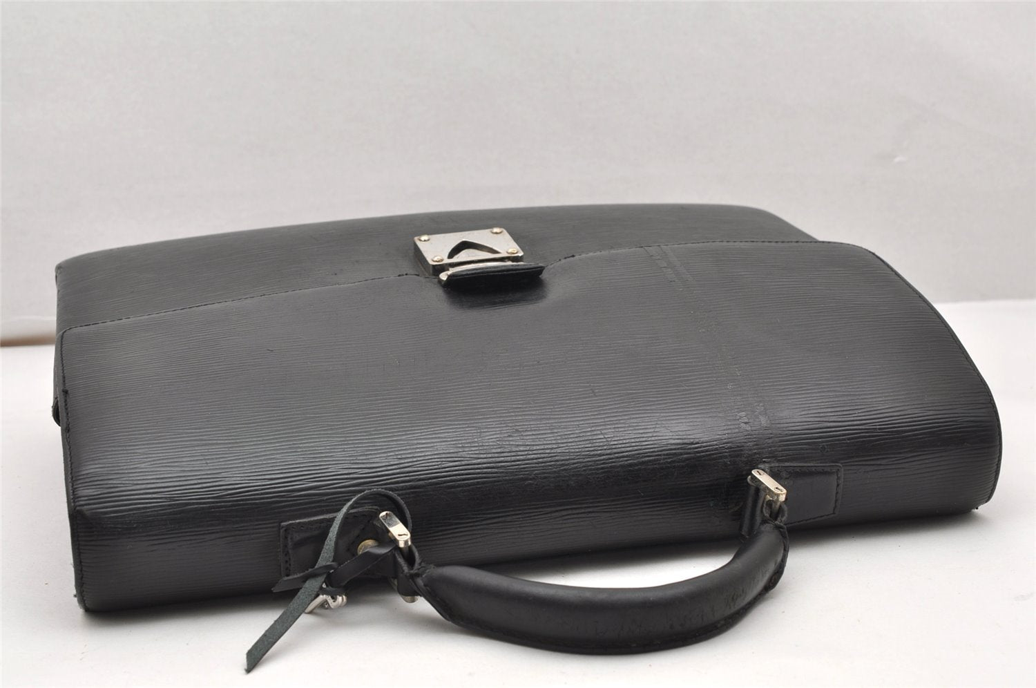 Auth Louis Vuitton Taiga Laguito Business Bag Briefcase Black M31092 LV 5096K