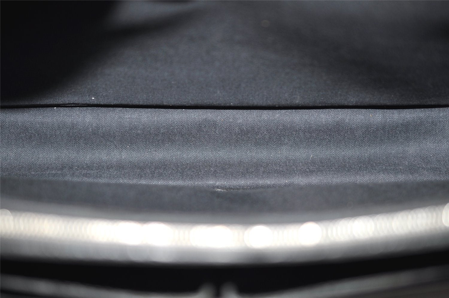 Auth Louis Vuitton Taiga Laguito Business Bag Briefcase Black M31092 LV 5096K