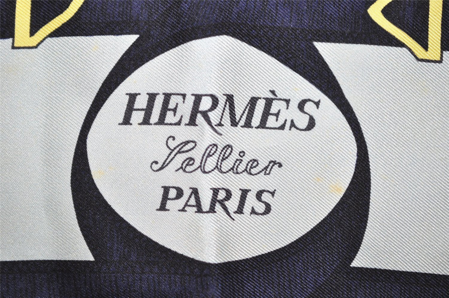 Authentic HERMES Carre 90 Scarf 