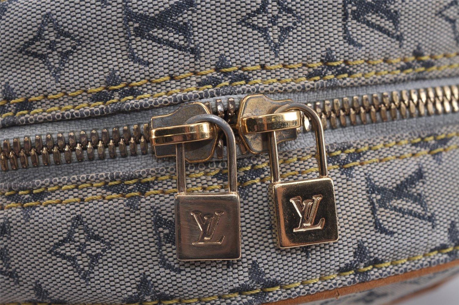 Auth Louis Vuitton Monogram Mini Jeanne GM Shoulder Bag M92000 Blue Junk 5102J