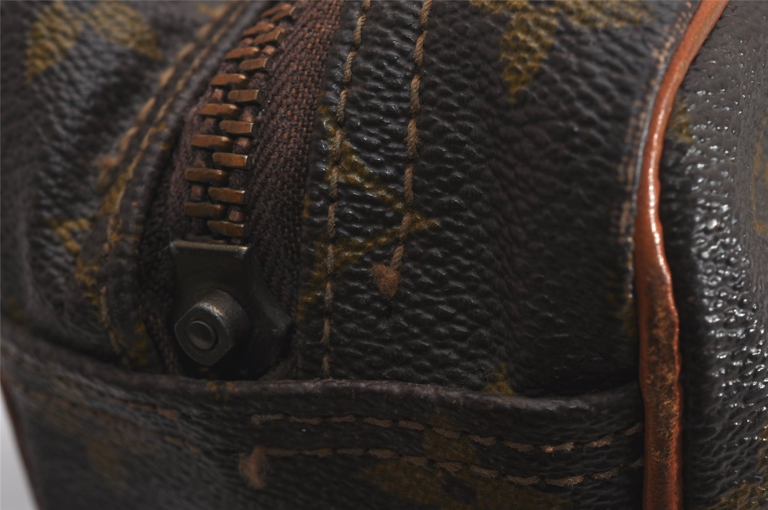 Auth Louis Vuitton Monogram Sac Bandouliere 30 Shoulder Bag USA Model Junk 5104J