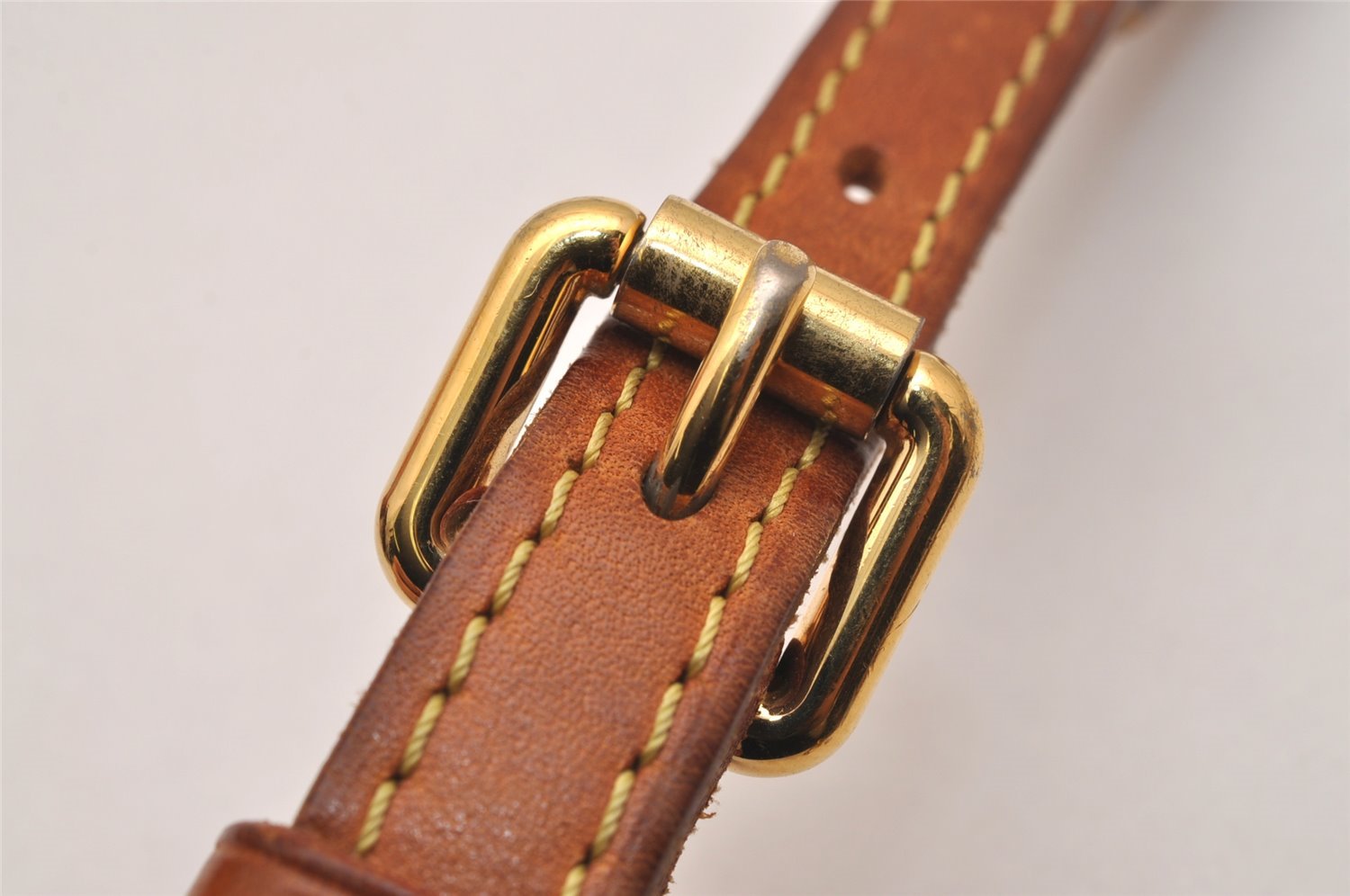 Authentic Louis Vuitton Leather Shoulder Strap Beige 34.6-39