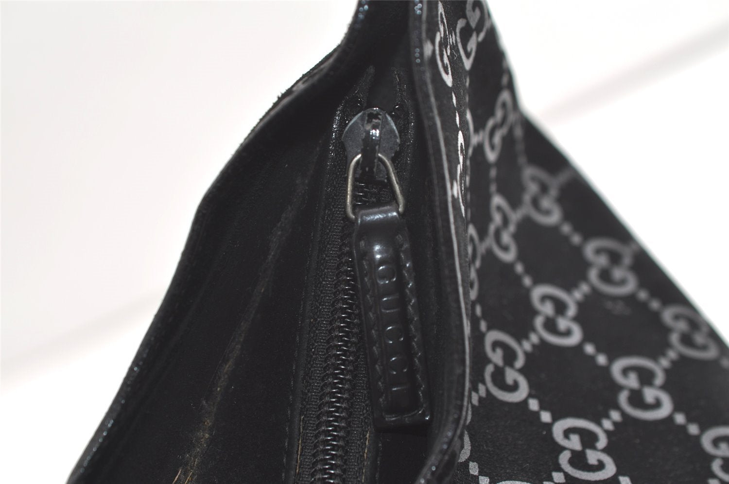 Authentic GUCCI Vintage Bamboo Shoulder Hand Bag Purse Suede Leather Black 5106K