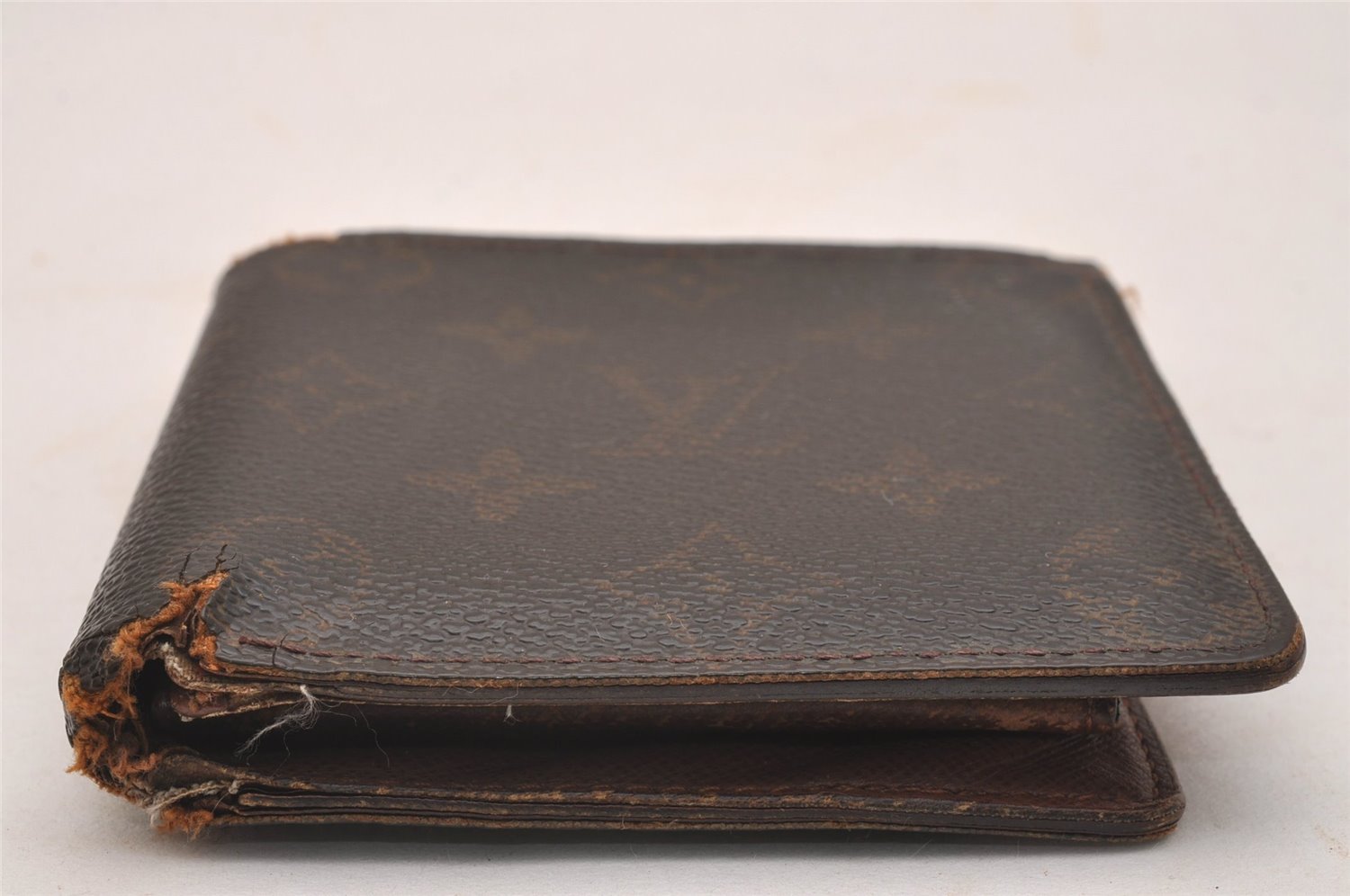 Authentic Louis Vuitton Monogram Porte Billet Carte Credit Monnaie Wallet 5109J