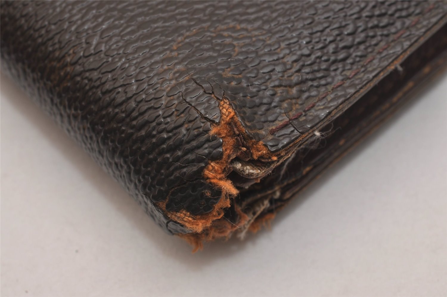 Authentic Louis Vuitton Monogram Porte Billet Carte Credit Monnaie Wallet 5109J