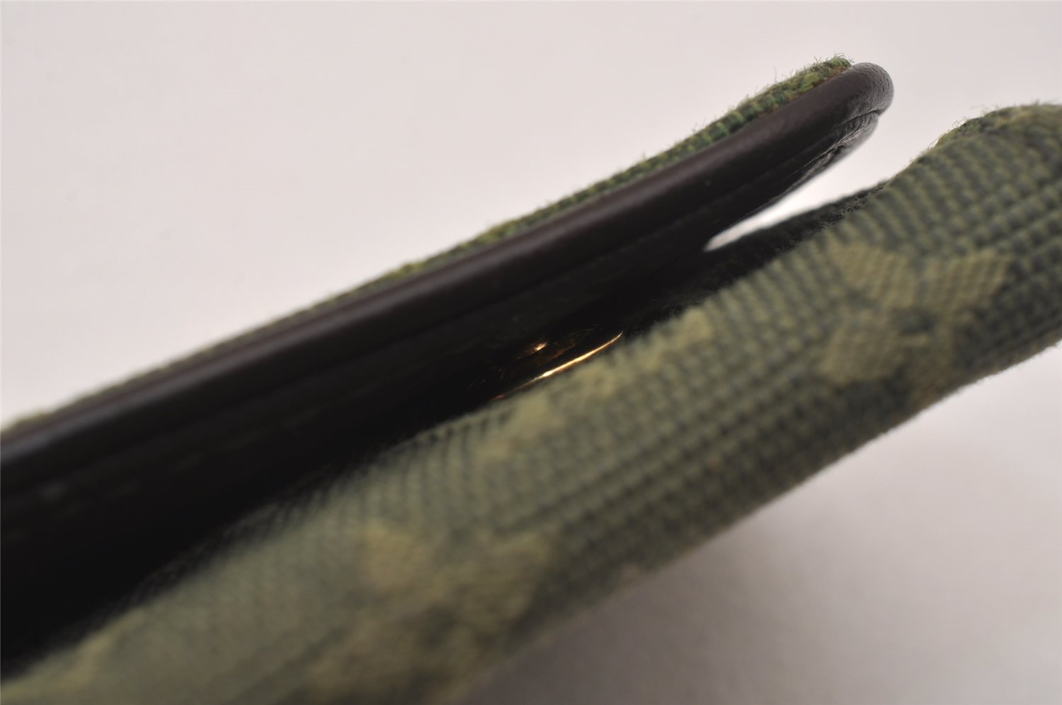 Auth Louis Vuitton Monogram Mini Multicles 4 Four Hooks Key Case Khaki LV 5117J