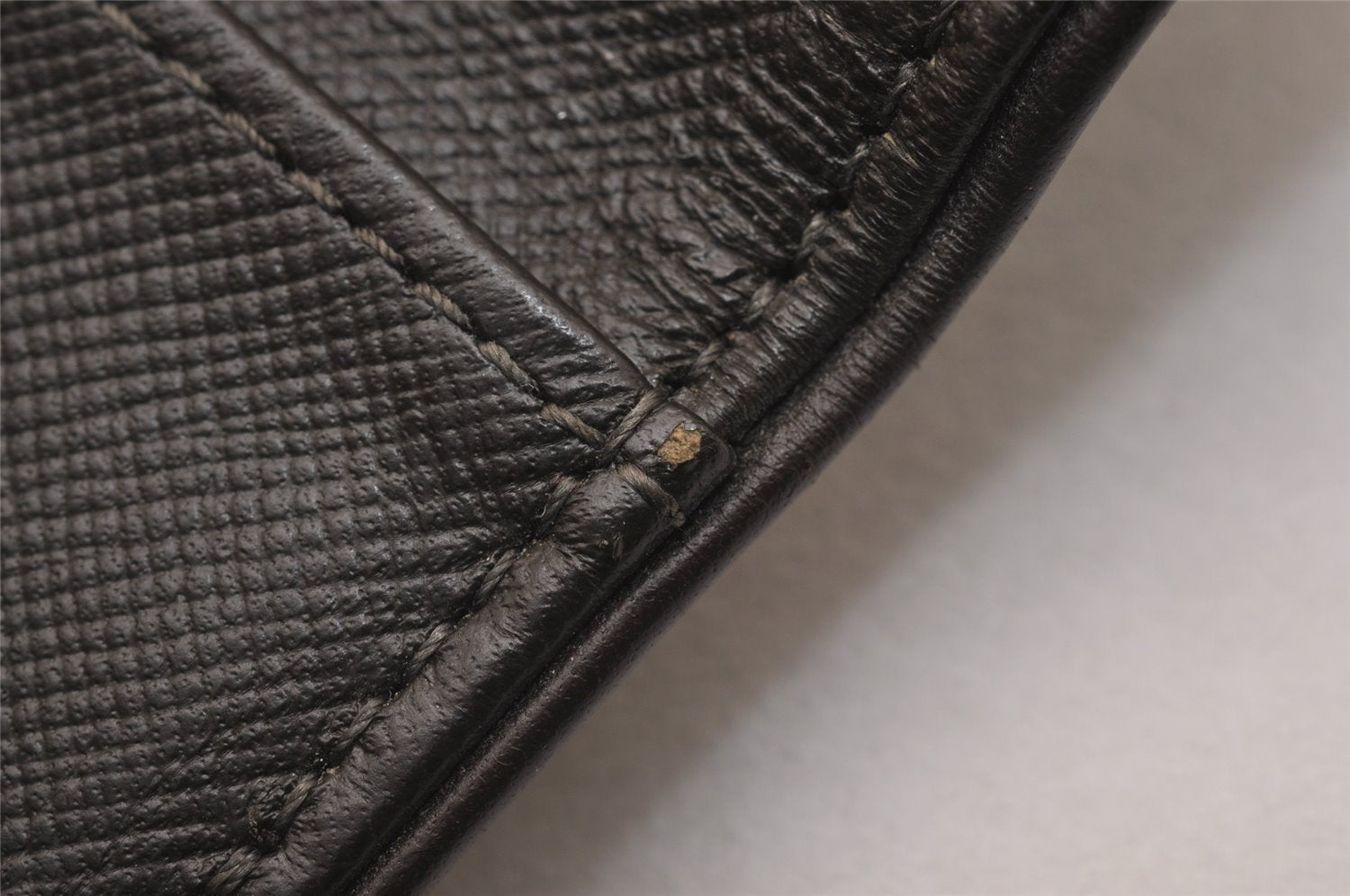 Auth Louis Vuitton Monogram Mini Multicles 4 Four Hooks Key Case Khaki LV 5117J