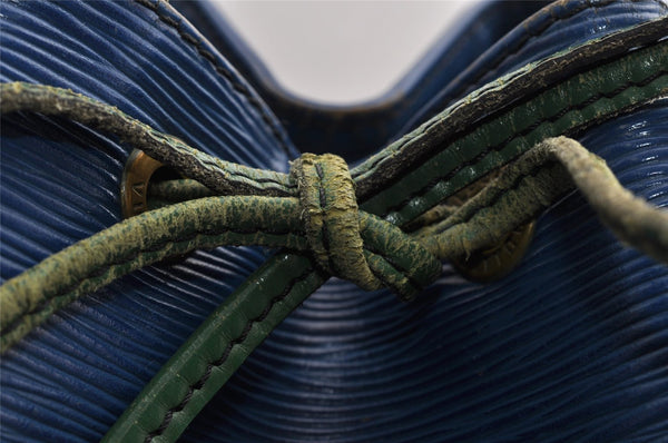 Authentic Louis Vuitton Epi Noe Bi-color Blue Green M44044 Drawstring Bag 5118I