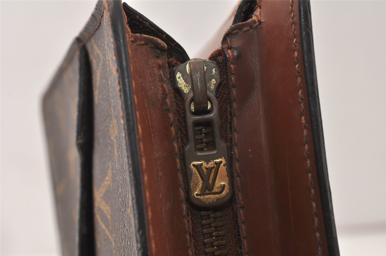 Authentic Louis Vuitton Monogram Pochette Homme Clutch Hand Bag M51795 LV 5119K