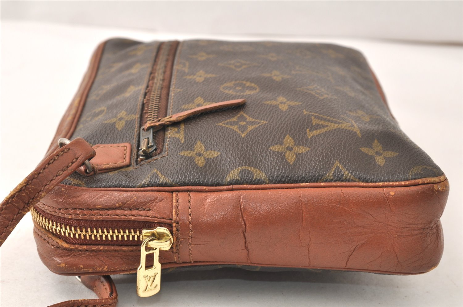 Authentic Louis Vuitton Monogram Pochette Sport Clutch Hand Bag Old Model 5120K