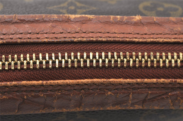 Authentic Louis Vuitton Monogram Pochette Sport Clutch Hand Bag Old Model 5120K