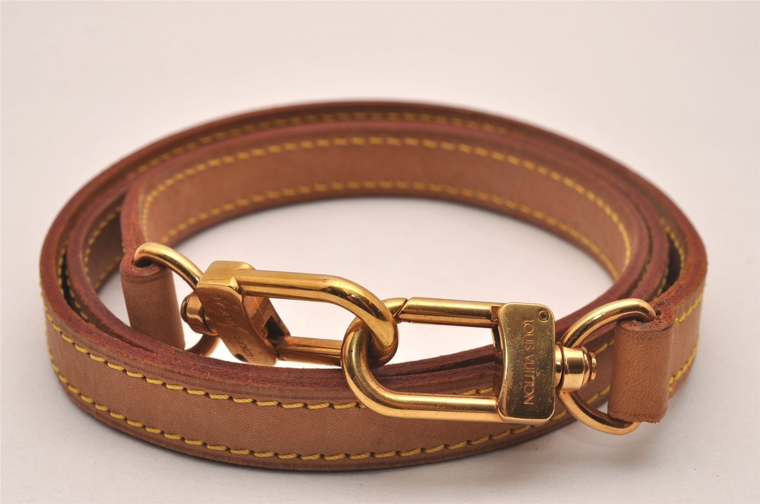 Authentic Louis Vuitton Leather Shoulder Strap Beige 38.8
