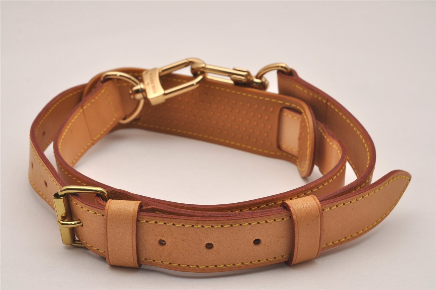 Authentic Louis Vuitton Leather Shoulder Strap Beige 35.4-42.5